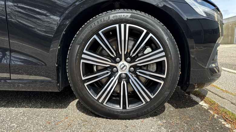 Volvo S60 2.0 B5P Inscription 4dr Auto Petrol Saloon